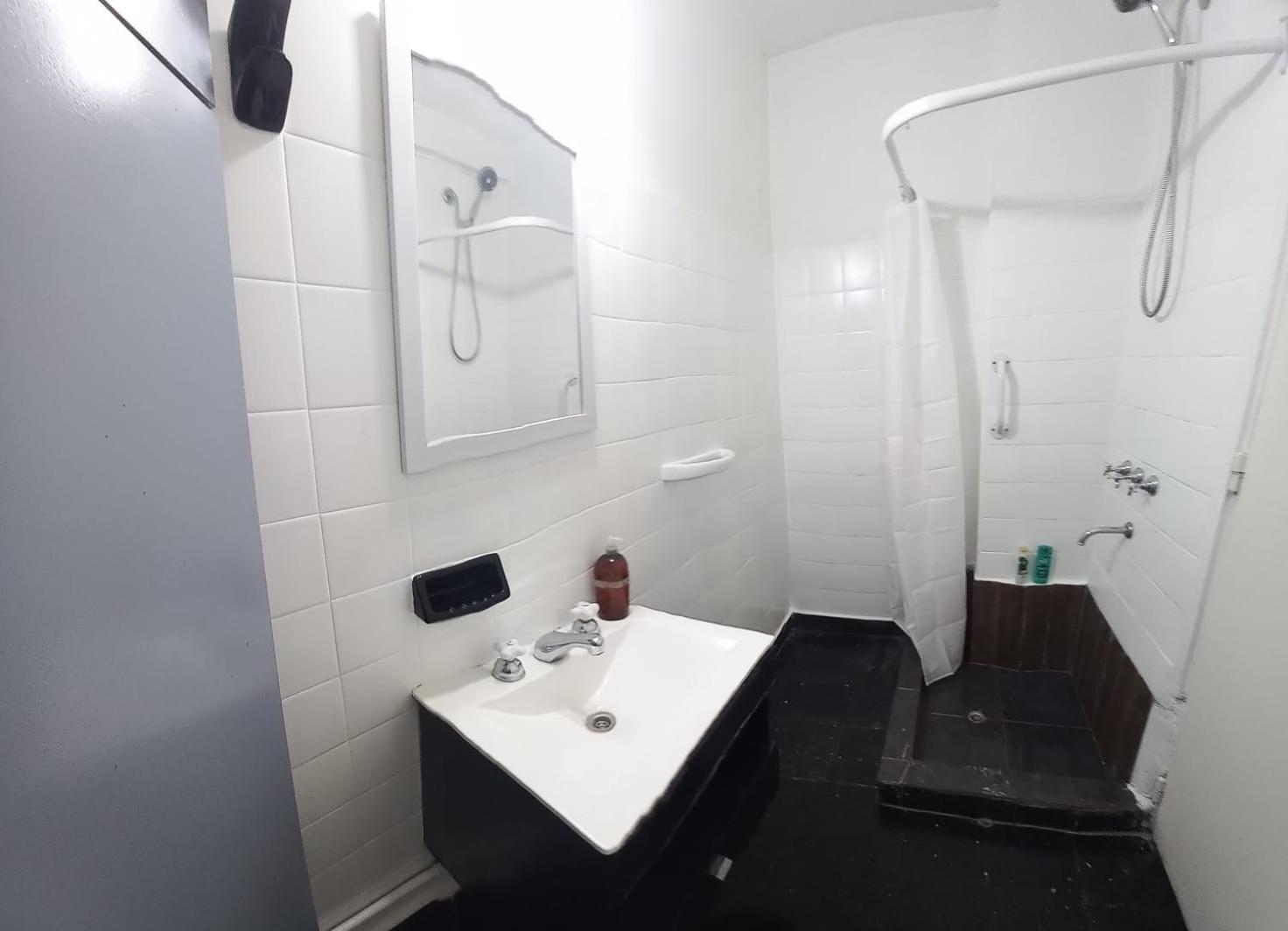 Apartamento Billinghurts Excelente Ubicacion บัวโนสไอเรส ภายนอก รูปภาพ